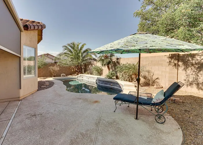 Mtn Views: Family-friendly Getaway! Holiday home *