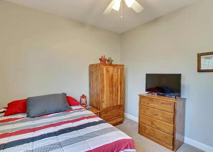 Holiday home Mtn Views: Family-friendly Getaway! *