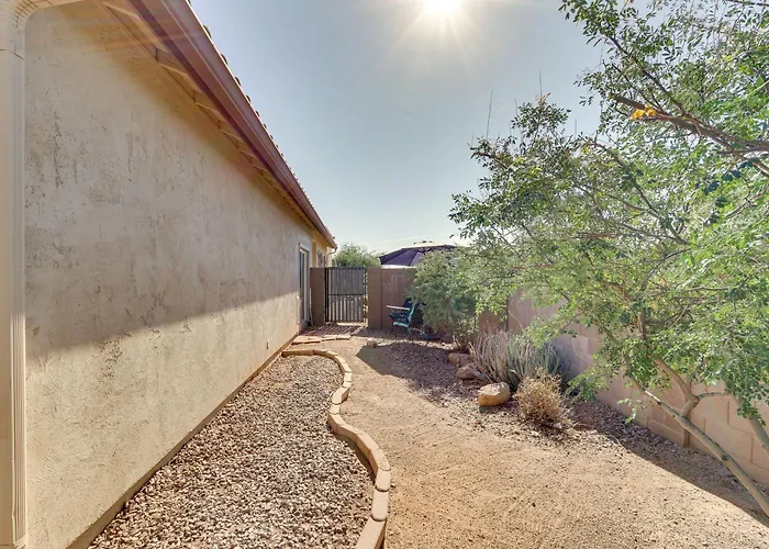 Mtn Views: Family-friendly Getaway! Holiday home Gold Canyon